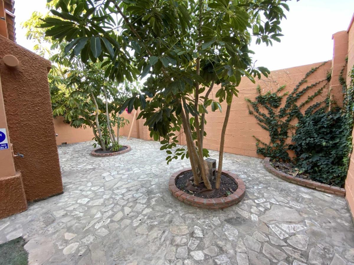 Casa con jardín privado para hasta 7 personas y piscina compartida Cádis Exterior foto
