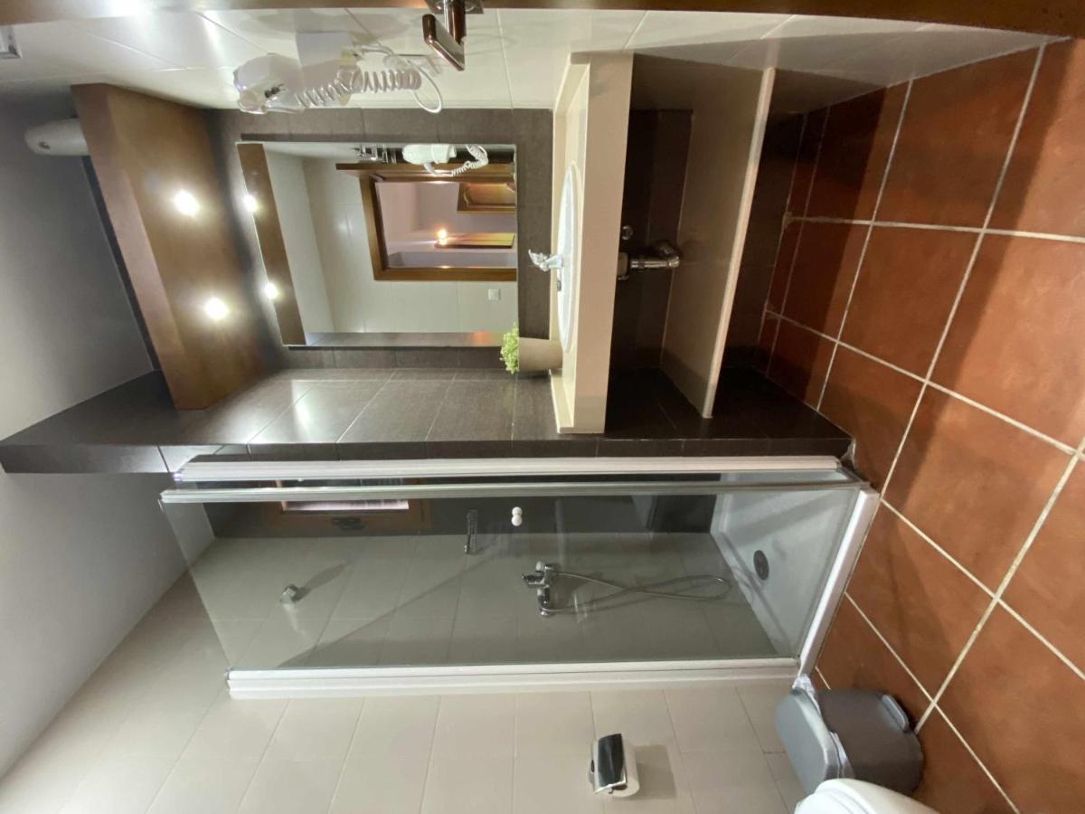 Casa con jardín privado para hasta 7 personas y piscina compartida Cádis Exterior foto